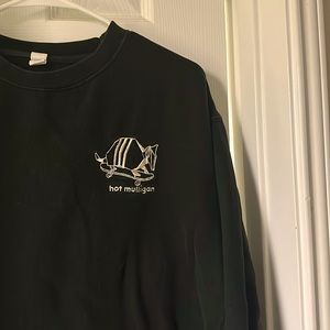 Hot mulligan band sweater. Size large.